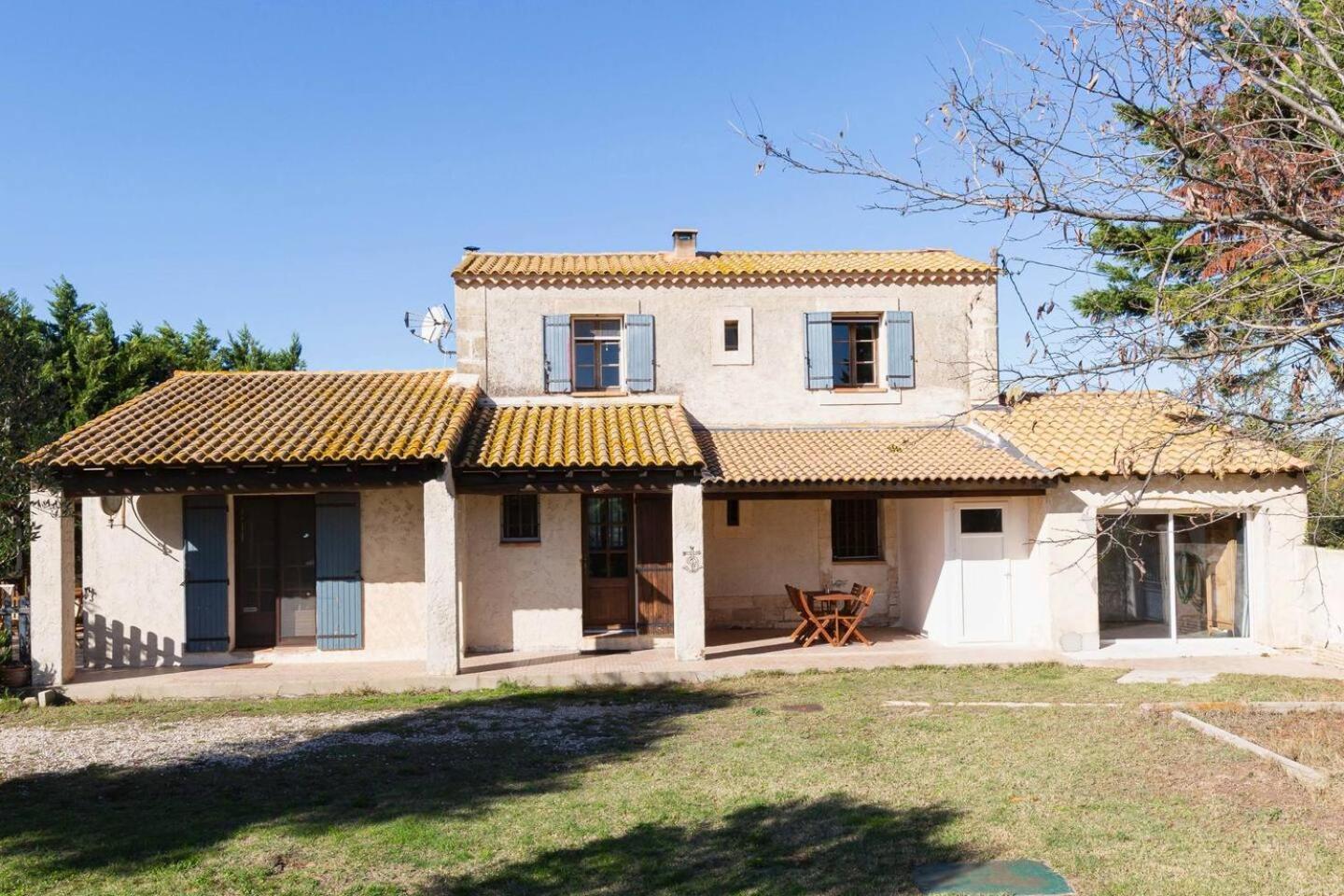 Mas Provencal De 120M2 En Camargue, Avec Piscine Et Parking Inclus, Ideal Pour Des Vacances Arles Exterior foto