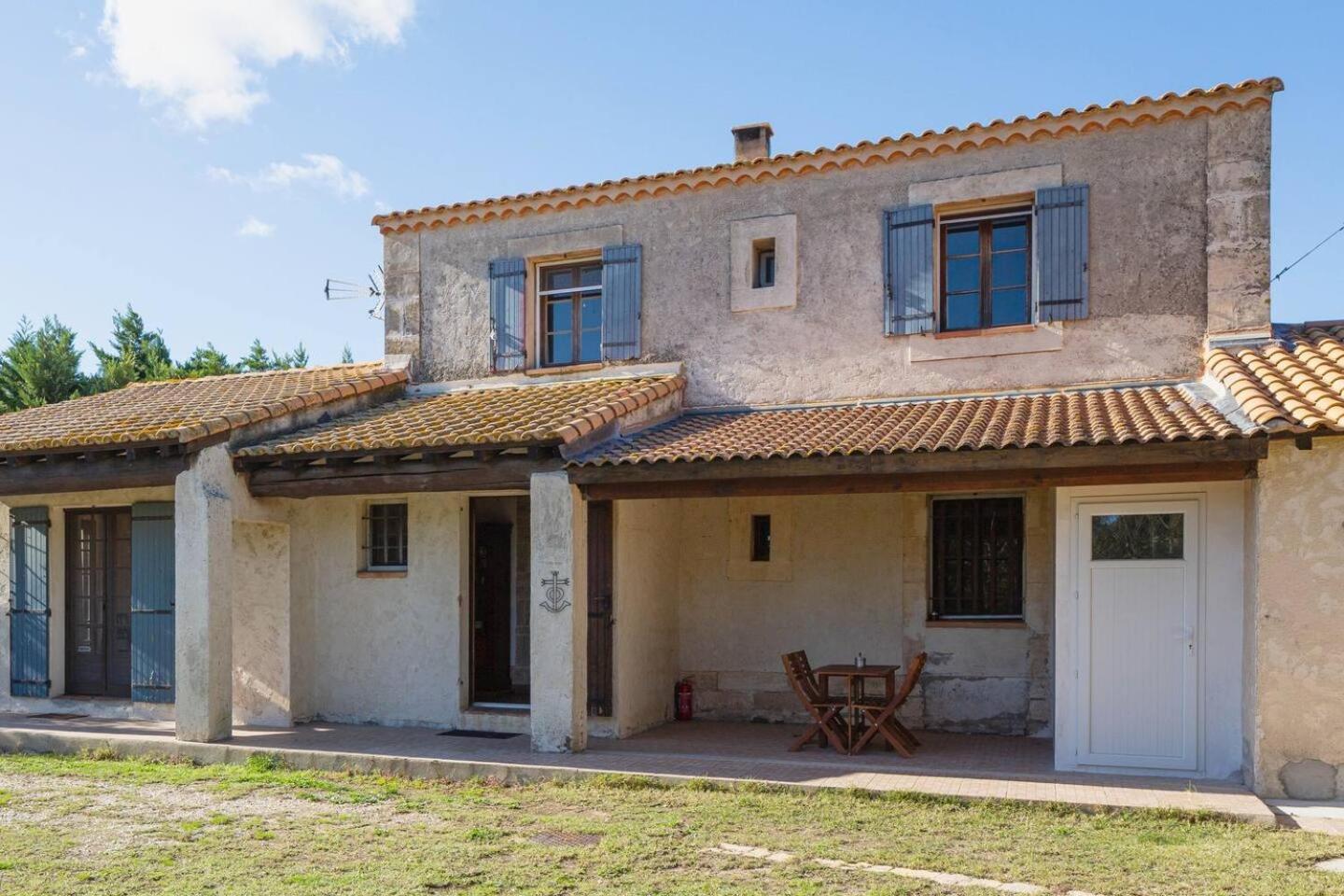 Mas Provencal De 120M2 En Camargue, Avec Piscine Et Parking Inclus, Ideal Pour Des Vacances Arles Exterior foto